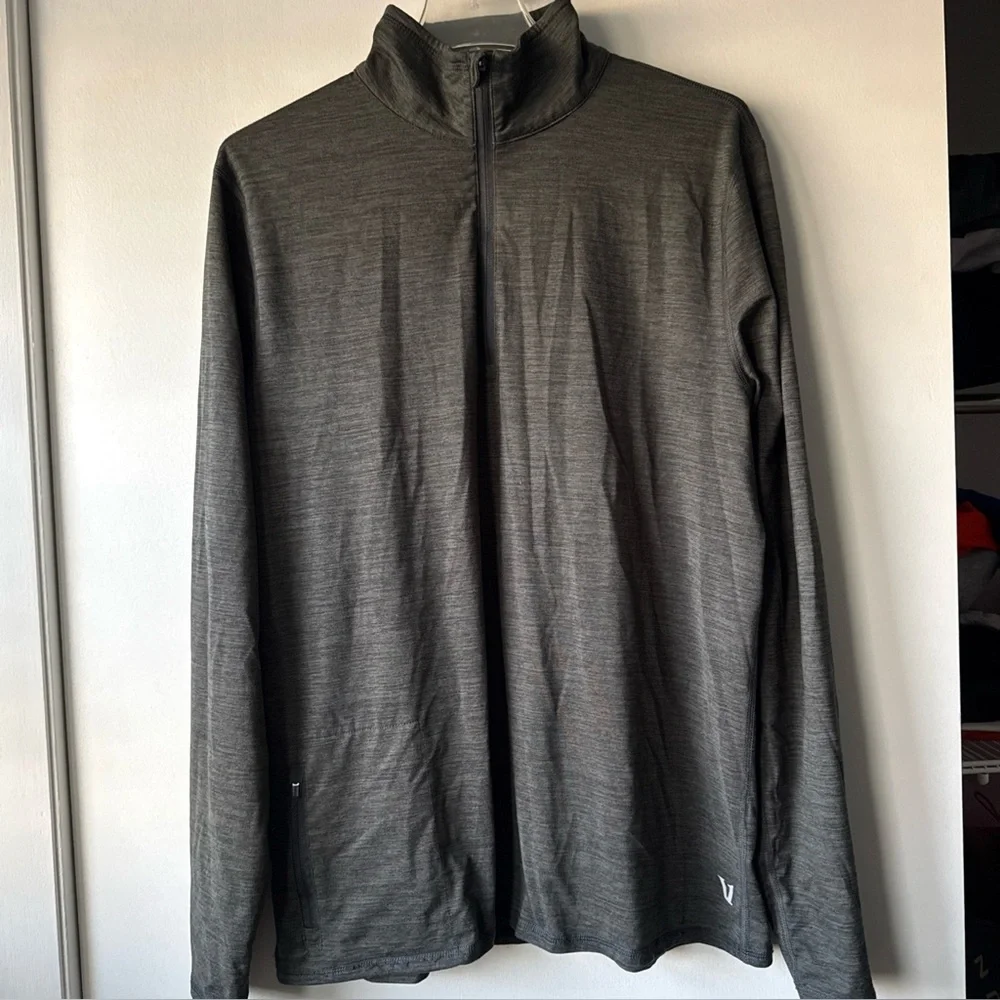 Vuori Ease Performance Half Zip 2.0 Pullover Men’s  Gray  Missing Size Tag‎  L